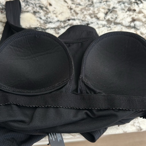 Hurley 1 piece swimsuit NWOT - Picture 8 of 8